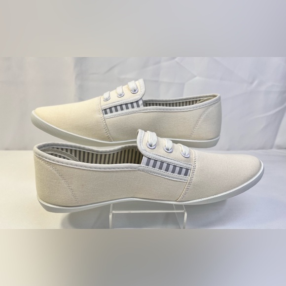 NWOT-Shupua Womens 11 Beige Light & Breathable Canvas Casual Slip-On Sneakers - Picture 5 of 15